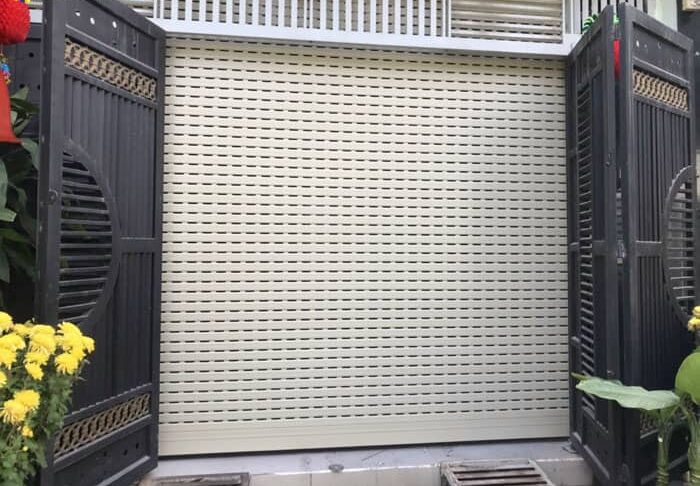 cửa cuốc đức