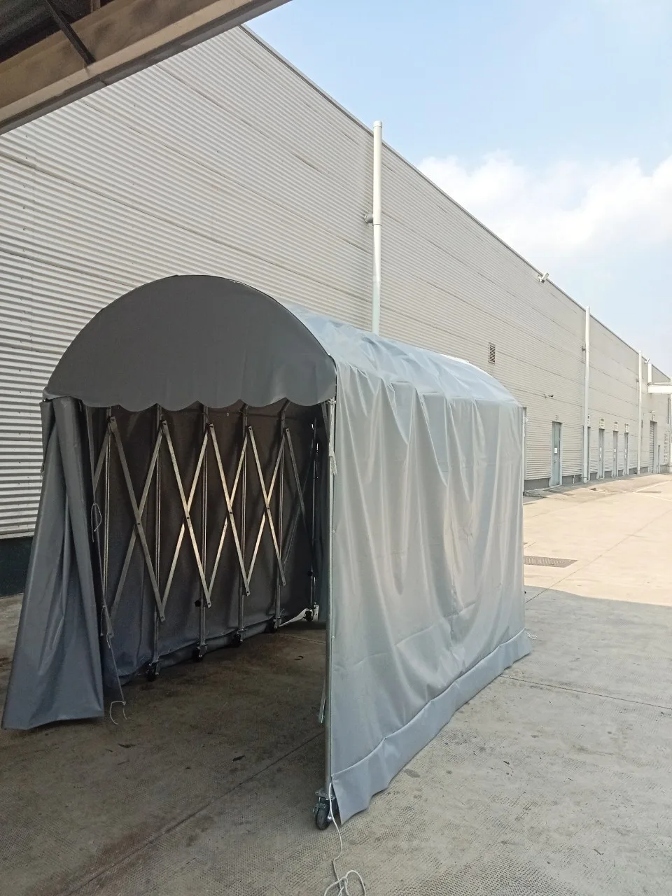 Thi công mái vòm bạt xếp di động đầy đủ kích thước