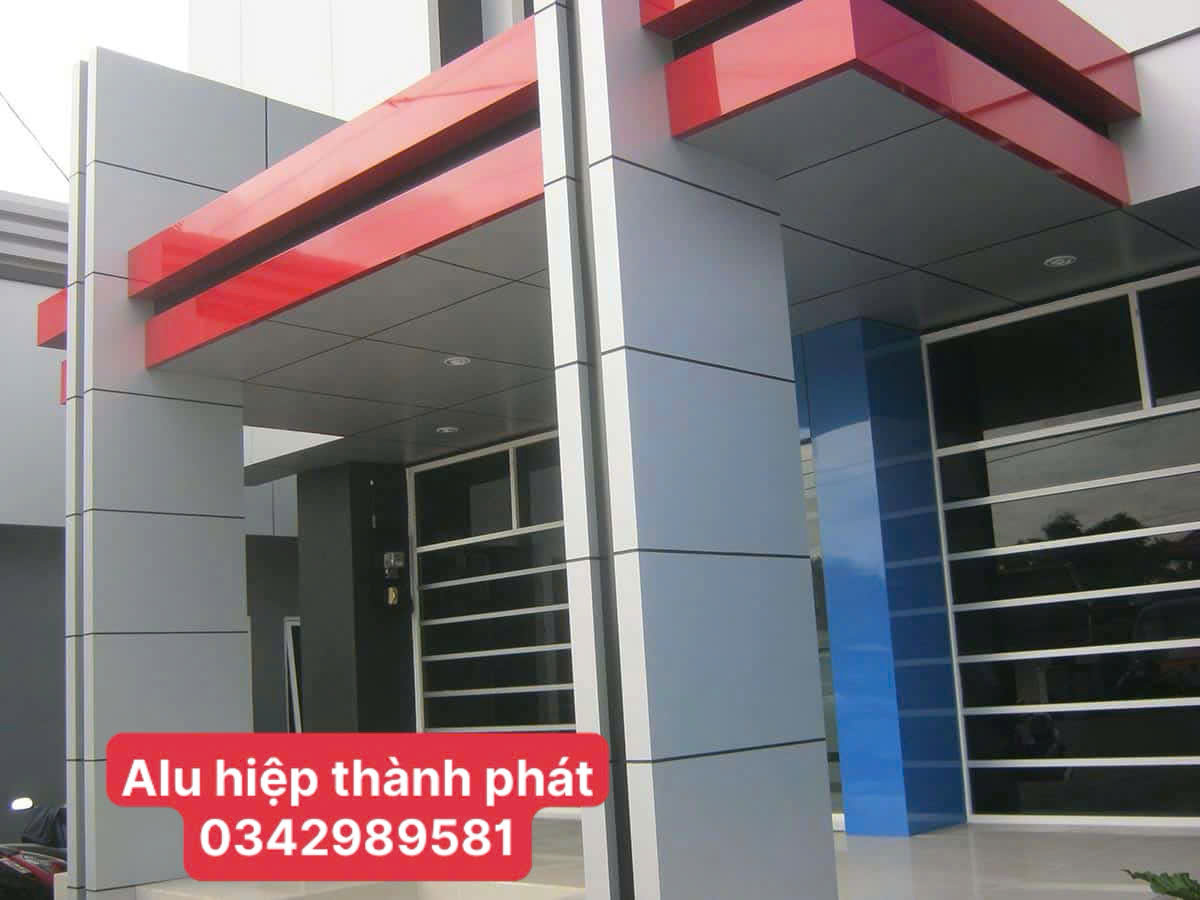 Ốp Alu sảnh Công Ty